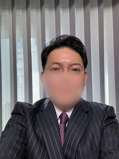 ���L����